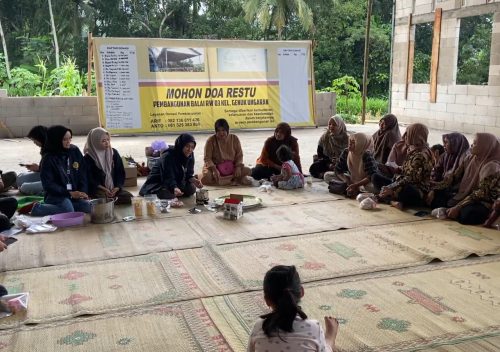 Mahasiswa KKN USM Ajak Ibu-Ibu PKK Kelola Rambutan Jadi Asinan di Kelurahan Genuk Ungaran Barat 1